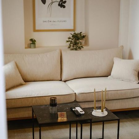 Lb Luxury Apartments Volos Eksteriør billede