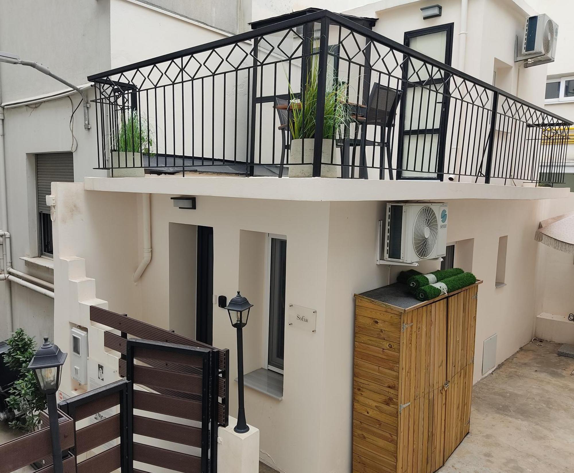 Lb Luxury Apartments Volos Eksteriør billede